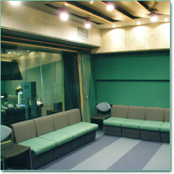 B studio